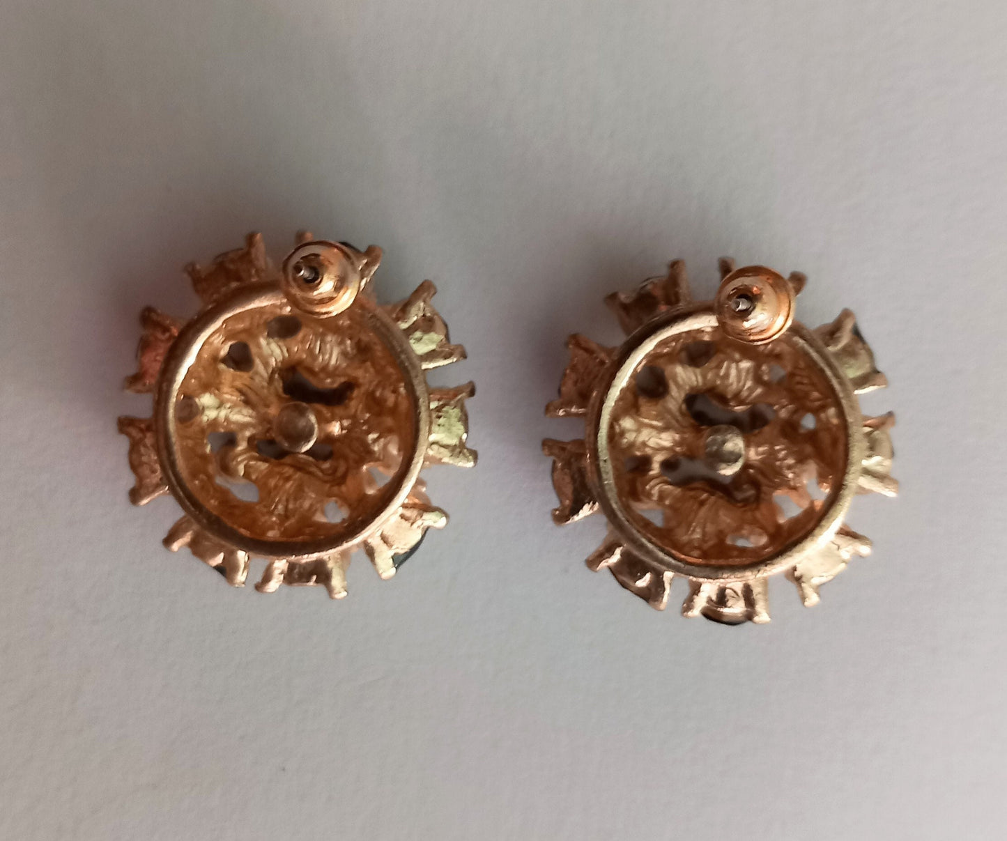 1980s Goldtone & Black Rhinestone Round Earrings
