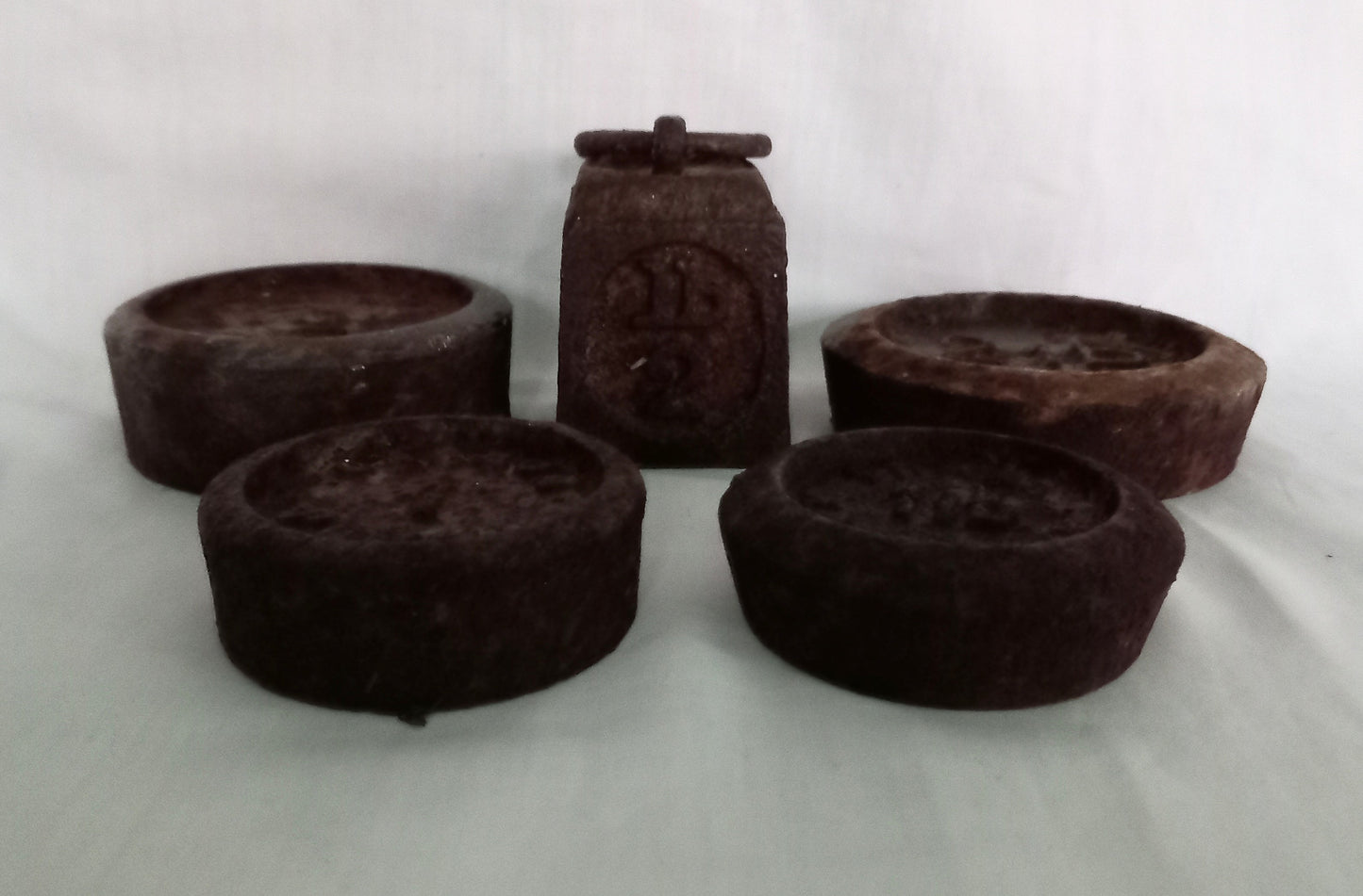 5 Vintage Cast Iron Kitchen Scale Weights