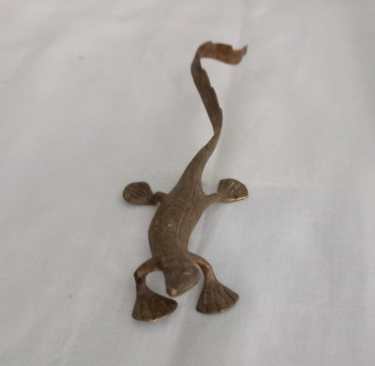 1970s gold brass lizard statue paperweight 5"