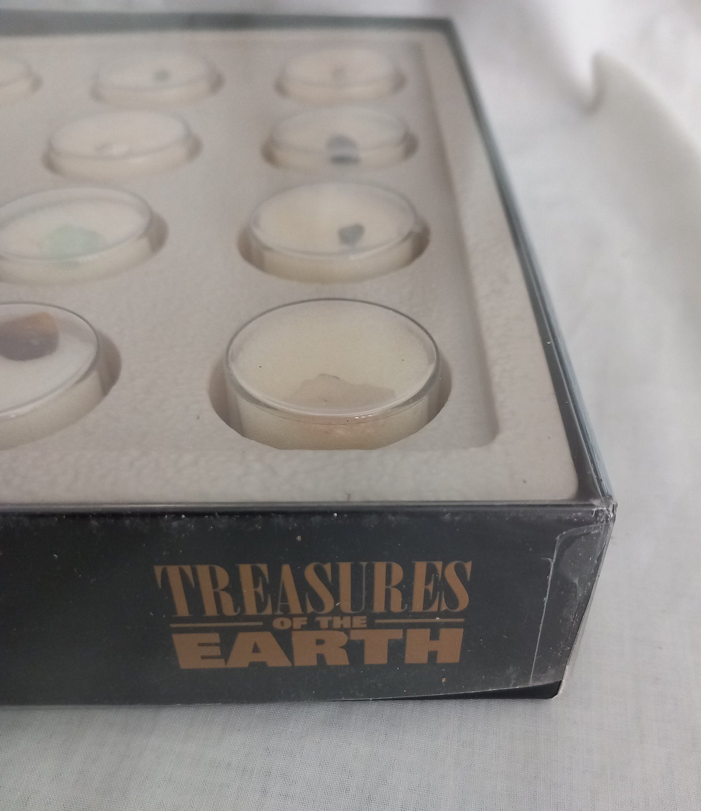 Treasures of the Earth full box of 20 small semi precious stone specimens