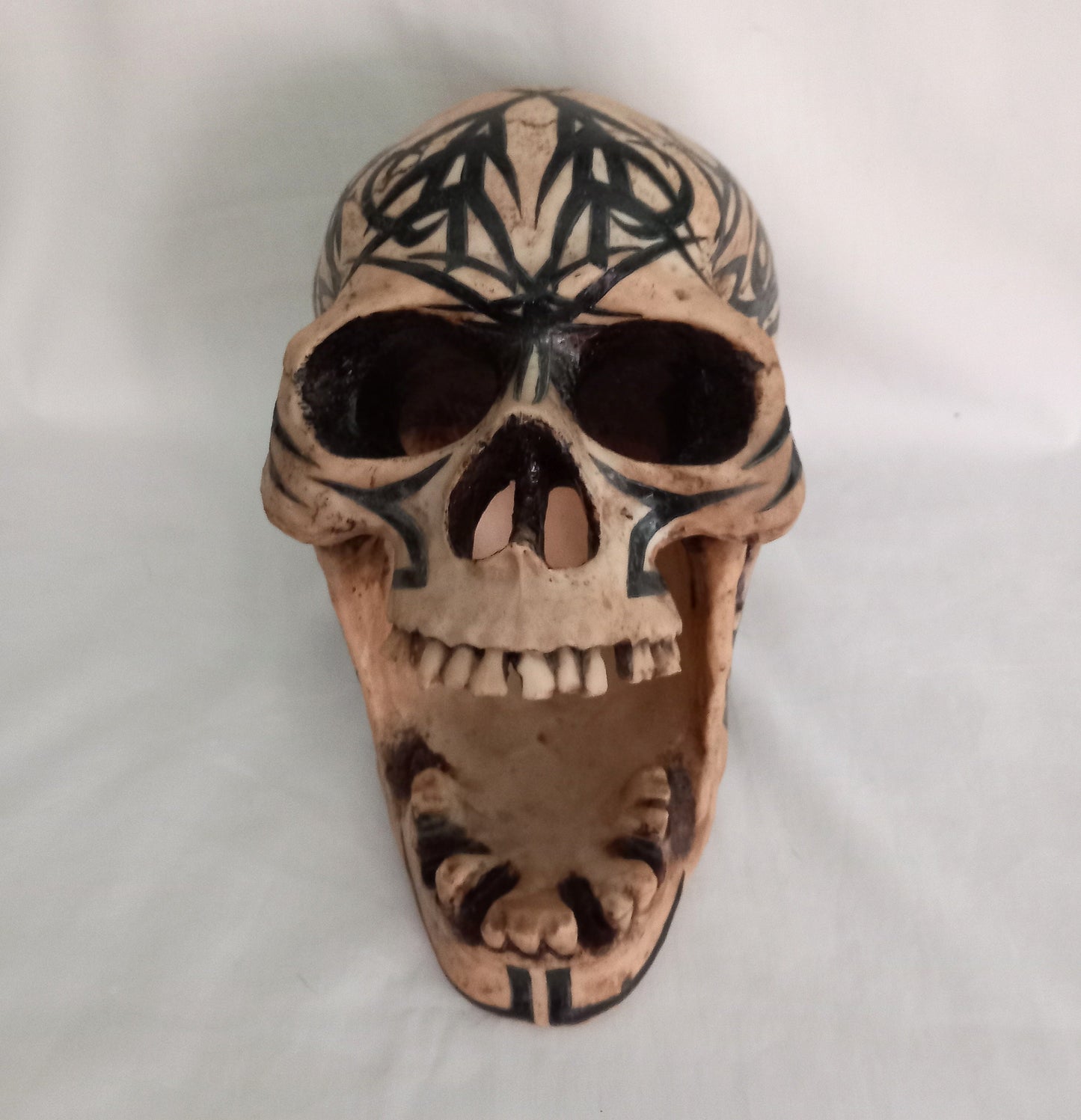 2002 Adam's Apple Screaming Human Skull Replica With Tribal Art Tattoo, Life Size