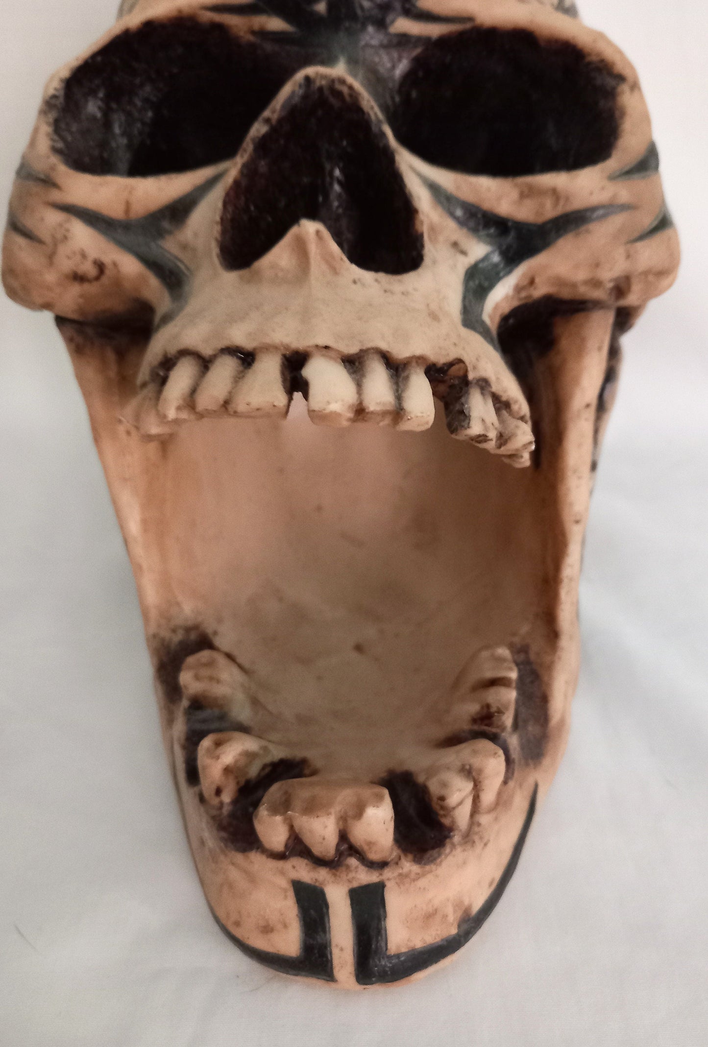 2002 Adam's Apple Screaming Human Skull Replica With Tribal Art Tattoo, Life Size