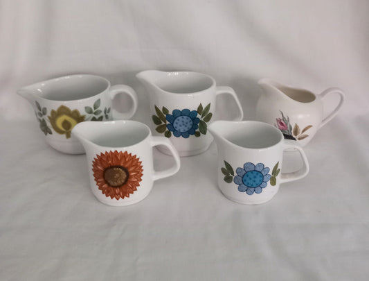 5 Mid Century J&G Studio Meakin Flower Pattern Milk and Cream Jugs