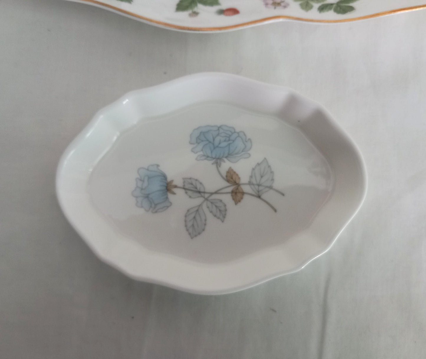 1980s Wedgwood China Lot Including Mirabelle Vases, Wild Strawberry & Ice Rose Trinket Dishes