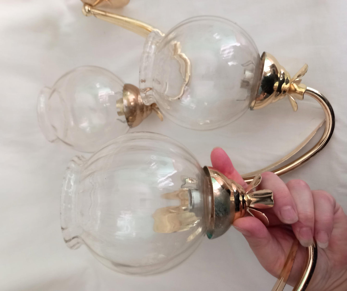 Set Of 3 Brass Leaf Design Sconce Wall Lights With Glass Shades