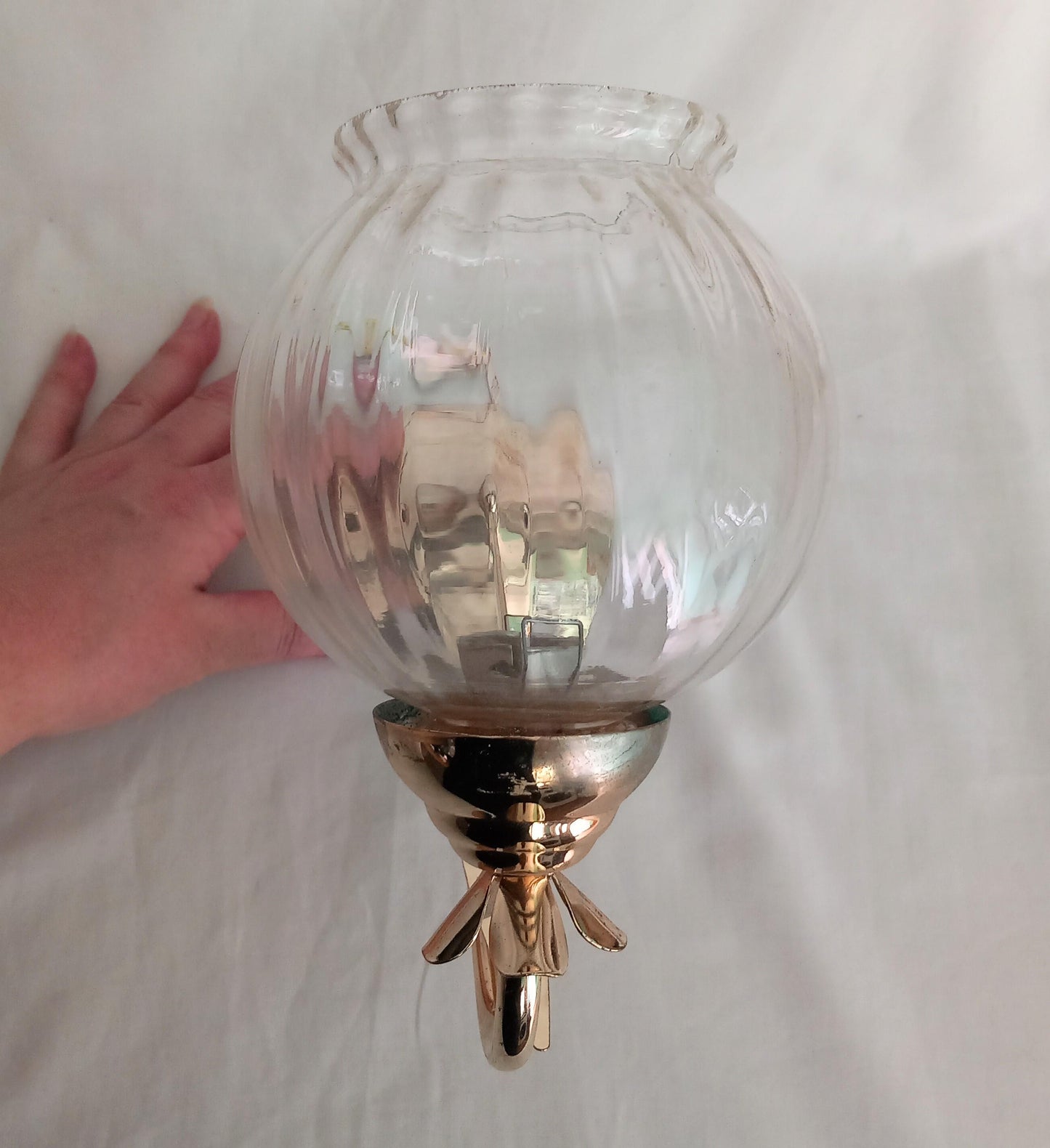 Set Of 3 Brass Leaf Design Sconce Wall Lights With Glass Shades