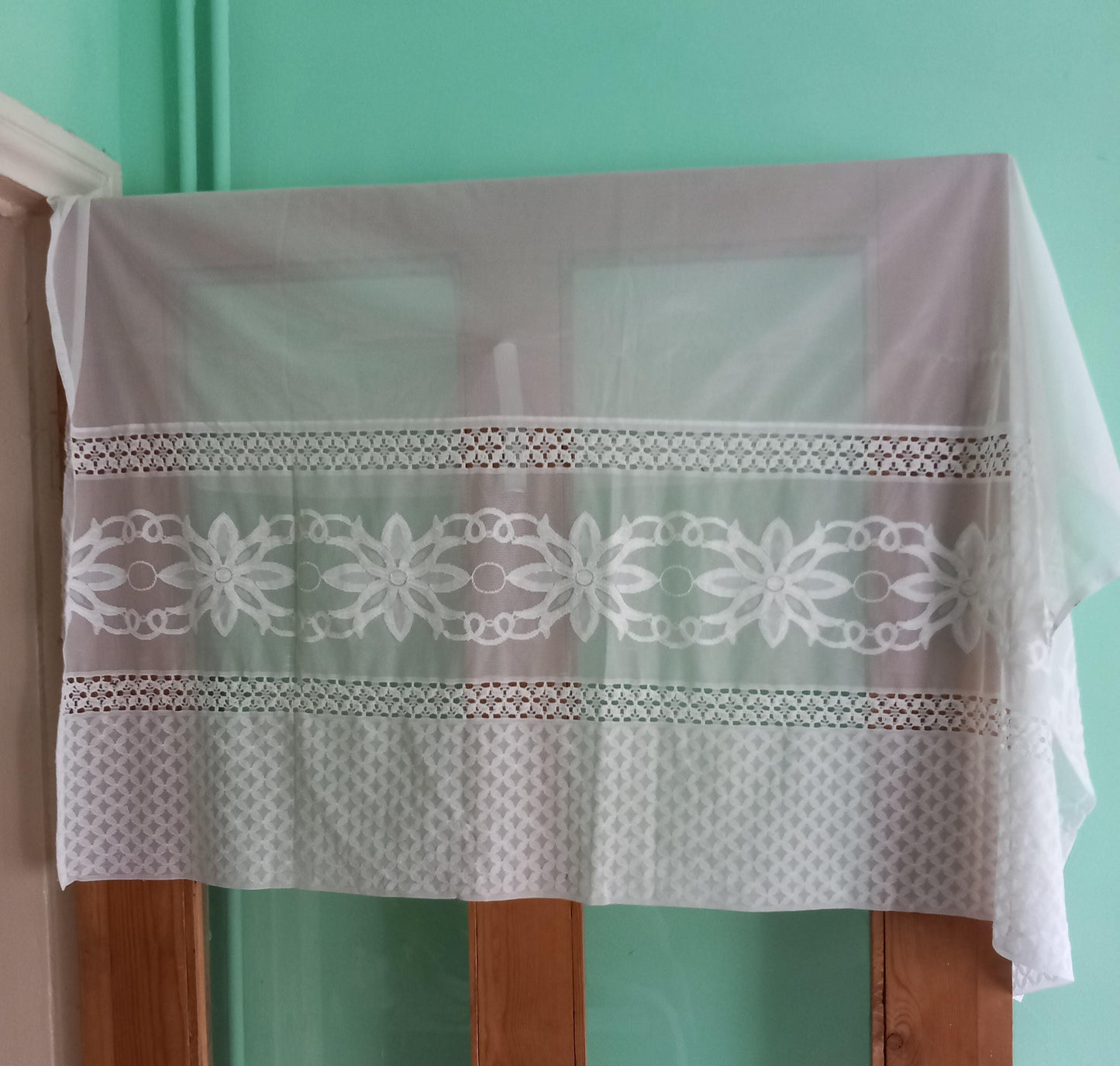Vintage flower design white net curtain panel, 36" long