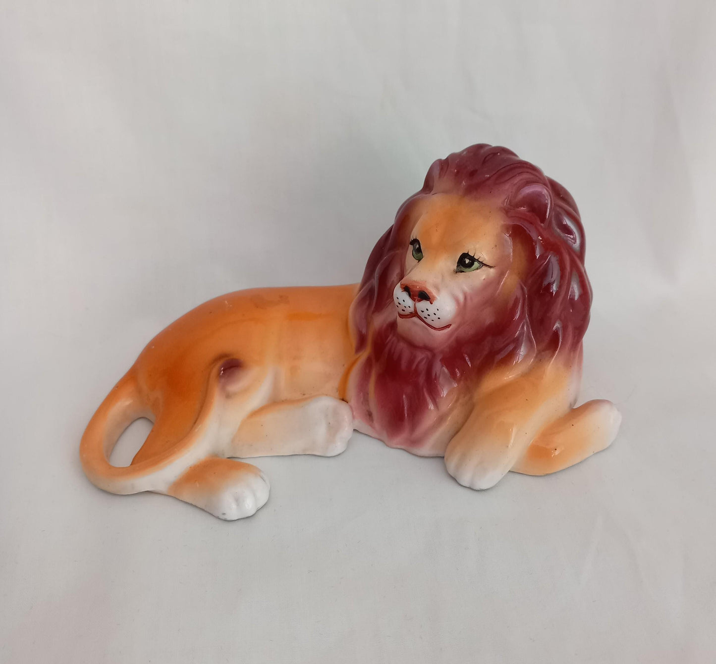 Mid Century kitsch Chinese ceramic lion statue