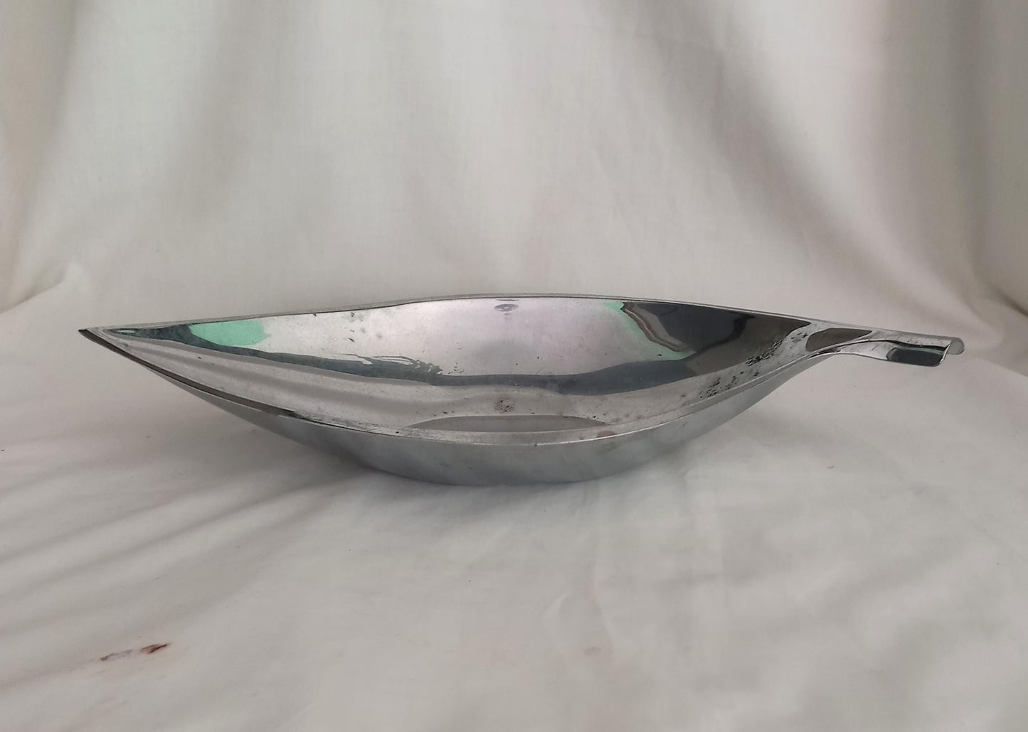 1970s silver chrome plated metal leaf fruit bowl
