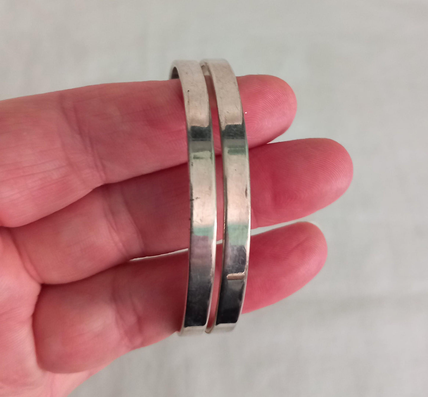 Unmarked silver double strand cuff bracelet