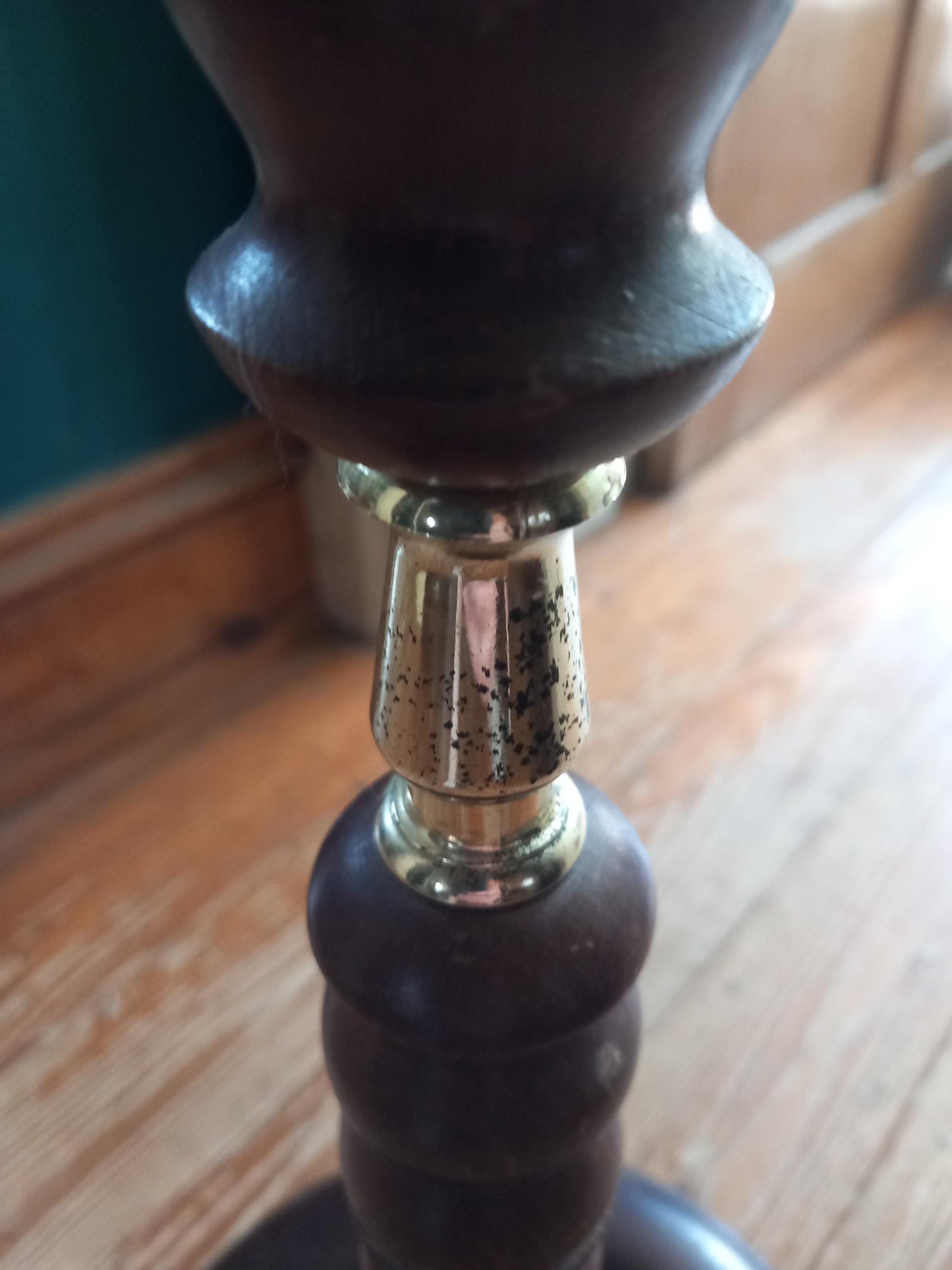 Mid century turned wood & goldtone standard lamp