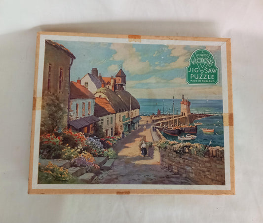 c1940s Victory plywood jigsaw puzzle of seaside village scene