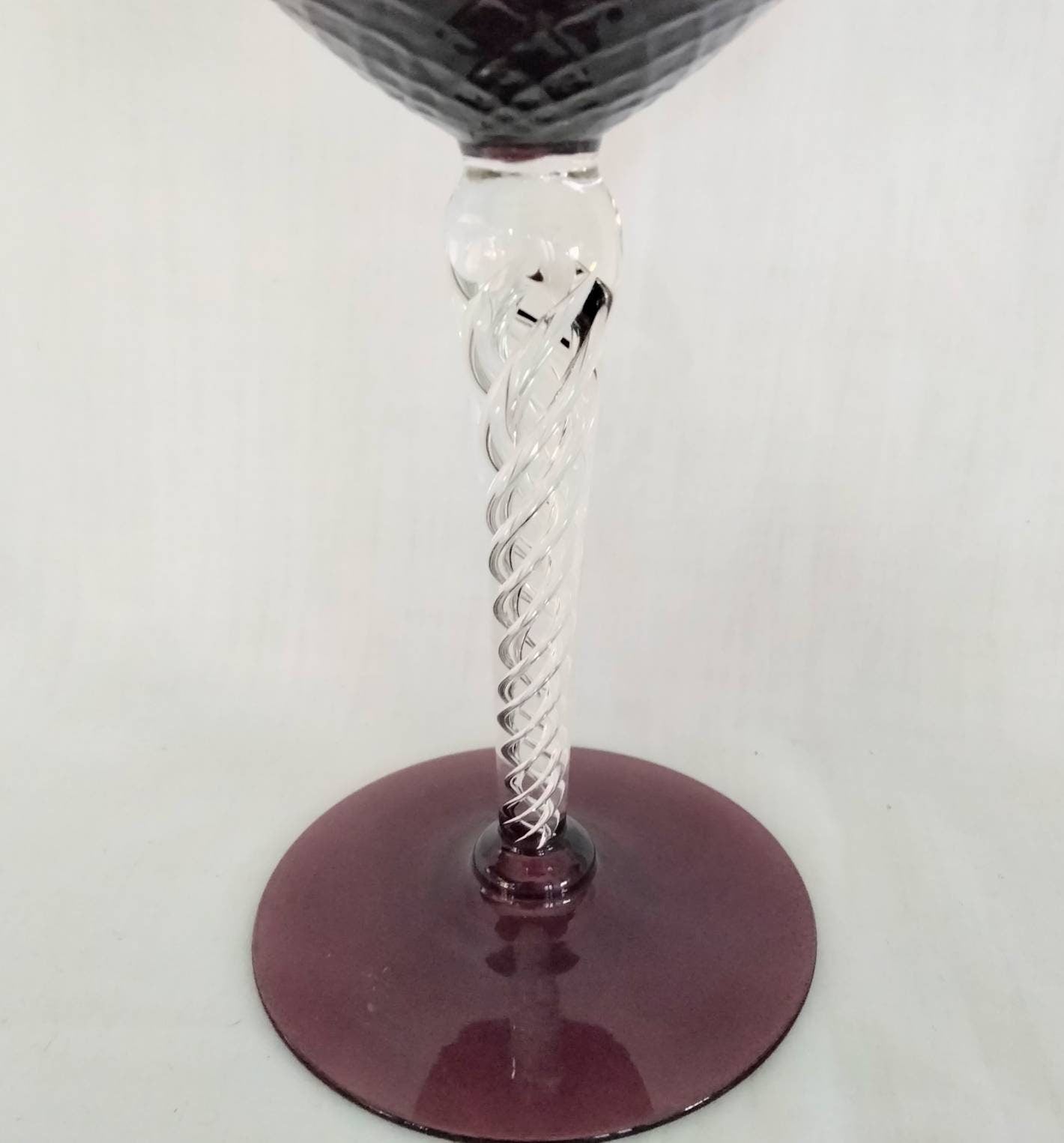 Mid century Empoli Italian large purple glass twist stem vase