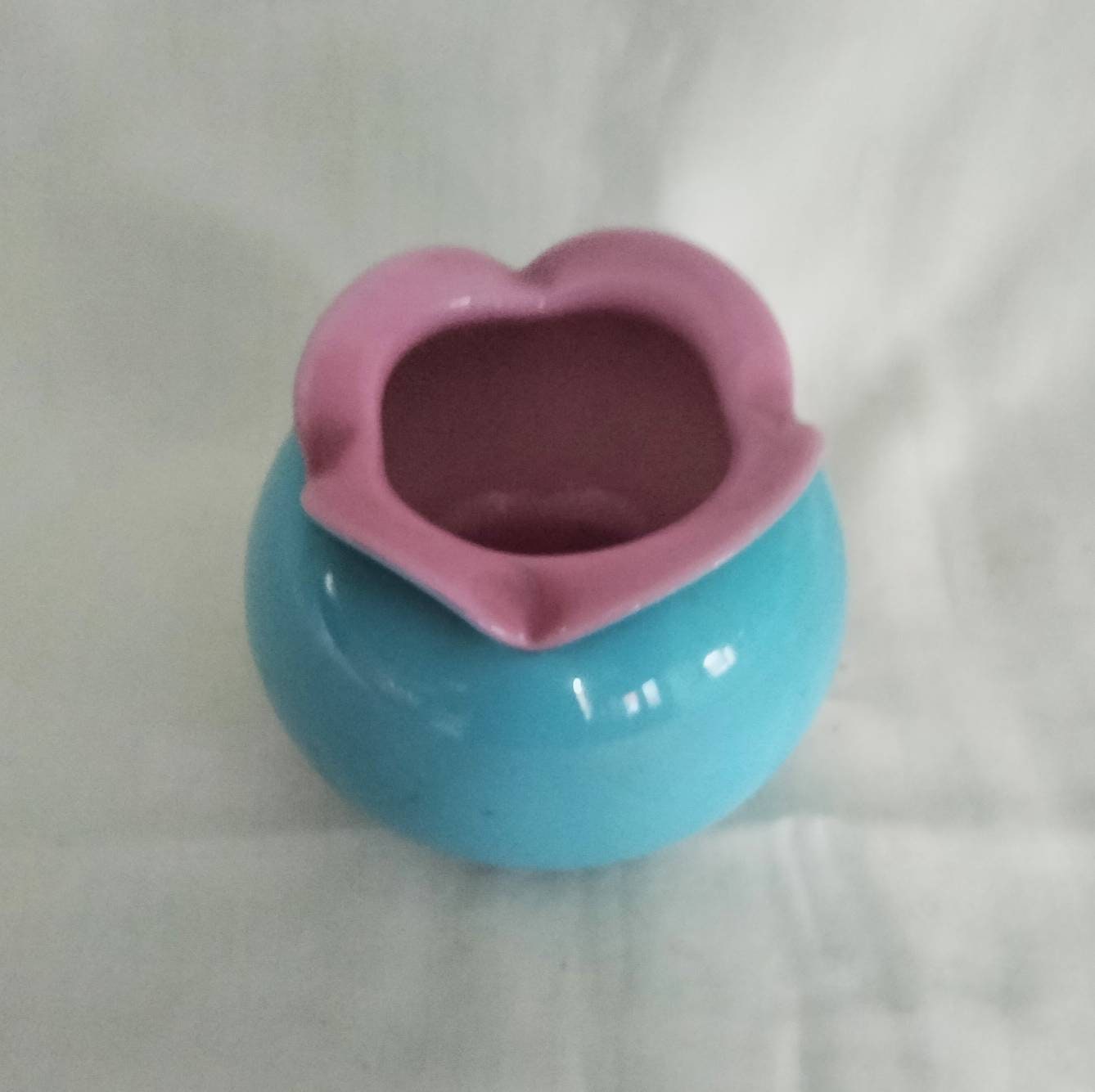 Hand blown c1950s Victorian style pink & blue opaque milk glass anenome vase