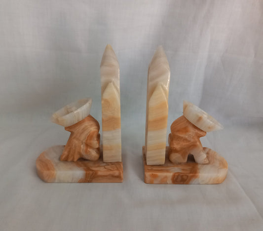 Pair Of 1970s Yellow Onyx Stone Bookends of Mexican Hombres in Sombreros